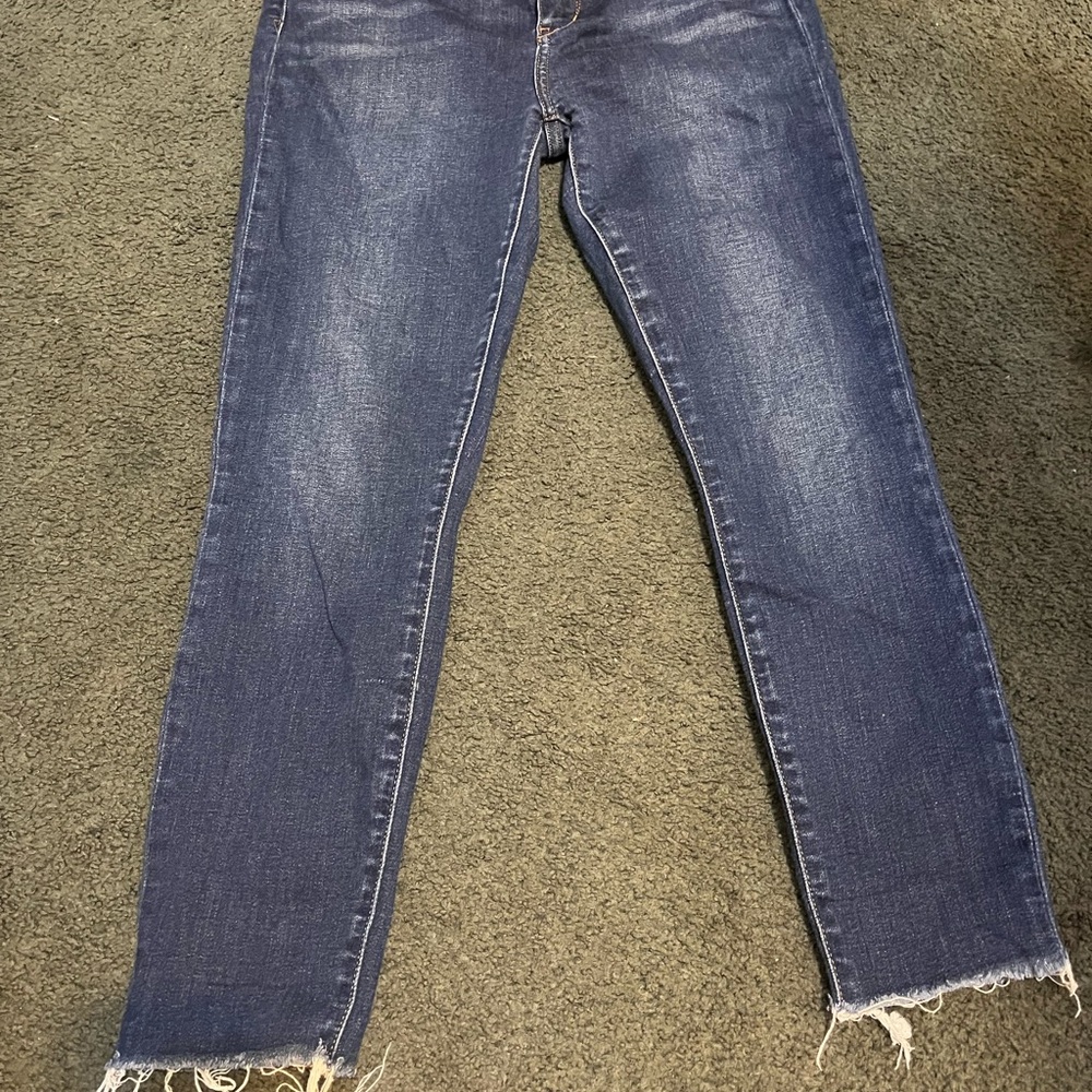 Sam Edelman cut at bottom - Picture 2 of 9
